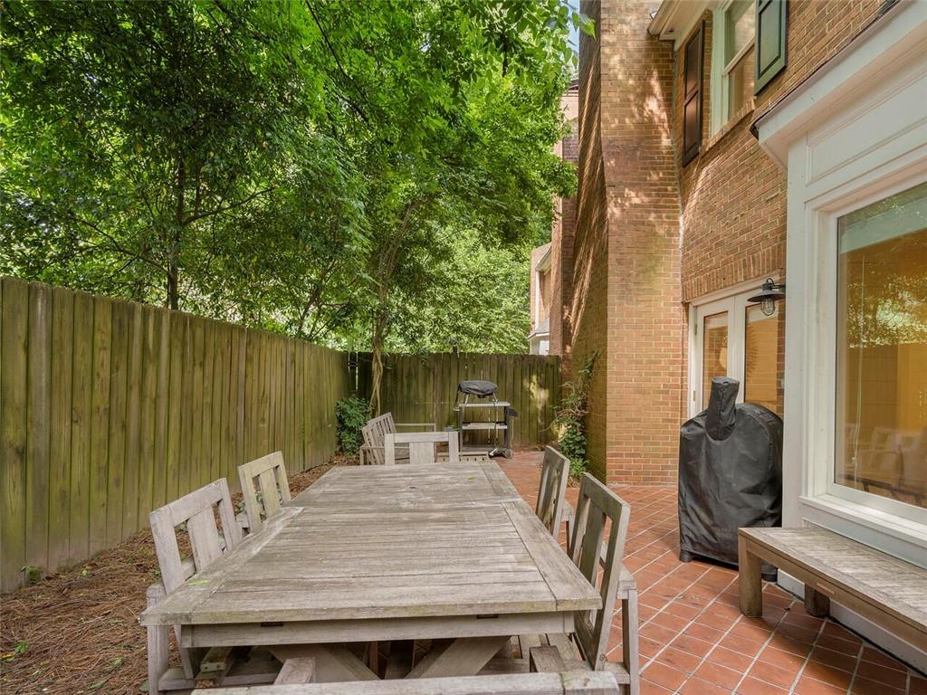 3873 Roswell Road NE Unit 20