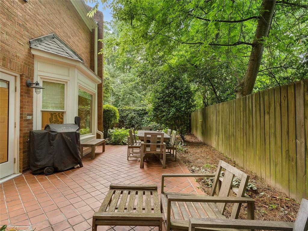 3873 Roswell Road NE Unit 20