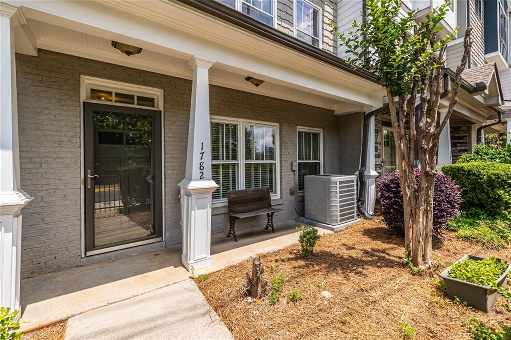 1782 Dekalb Avenue NE