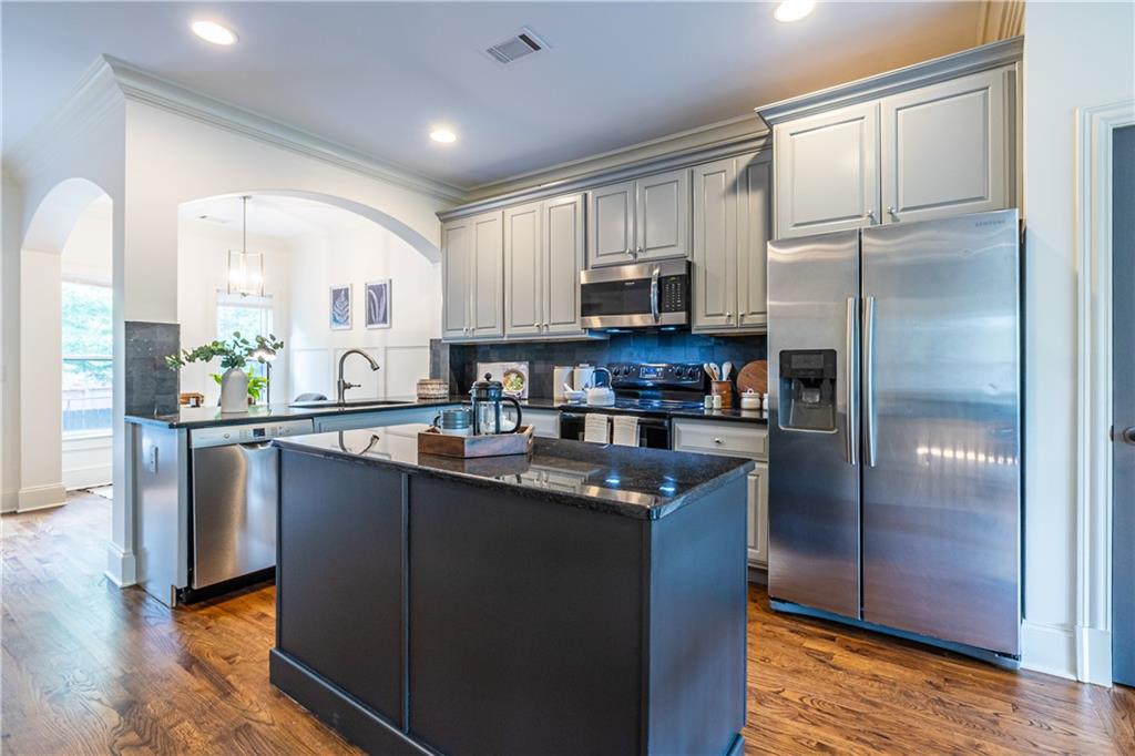 1782 Dekalb Avenue NE