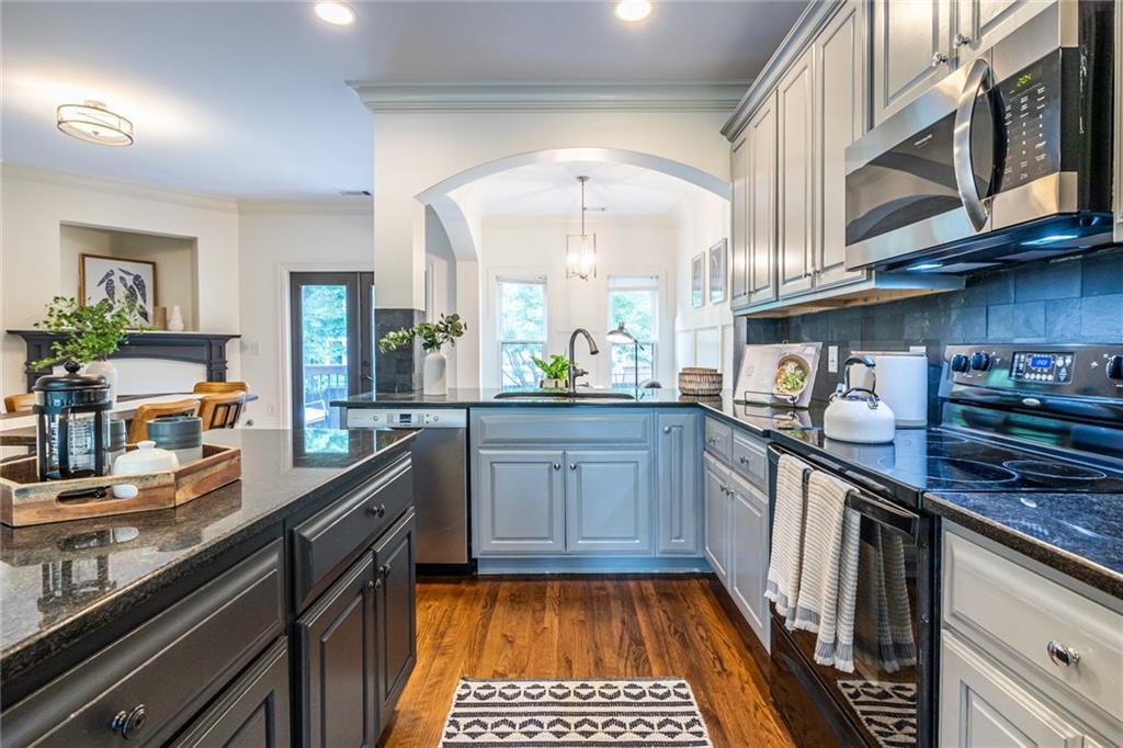 1782 Dekalb Avenue NE