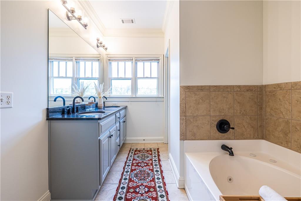 1782 Dekalb Avenue NE