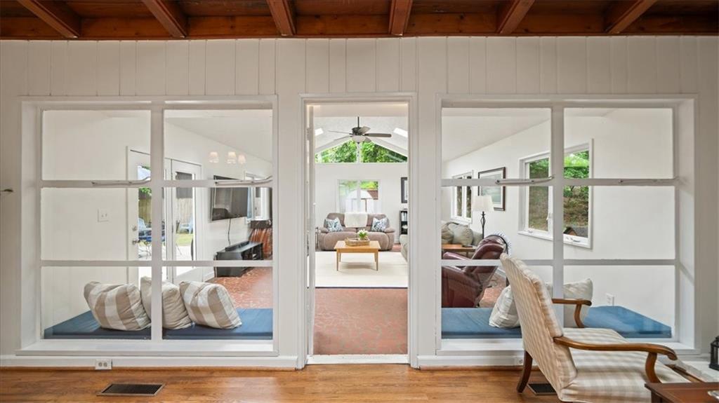 1411 Brook Valley Lane NE