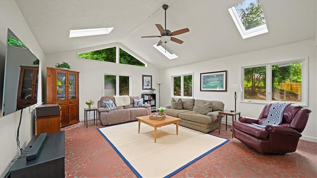 1411 Brook Valley Lane NE