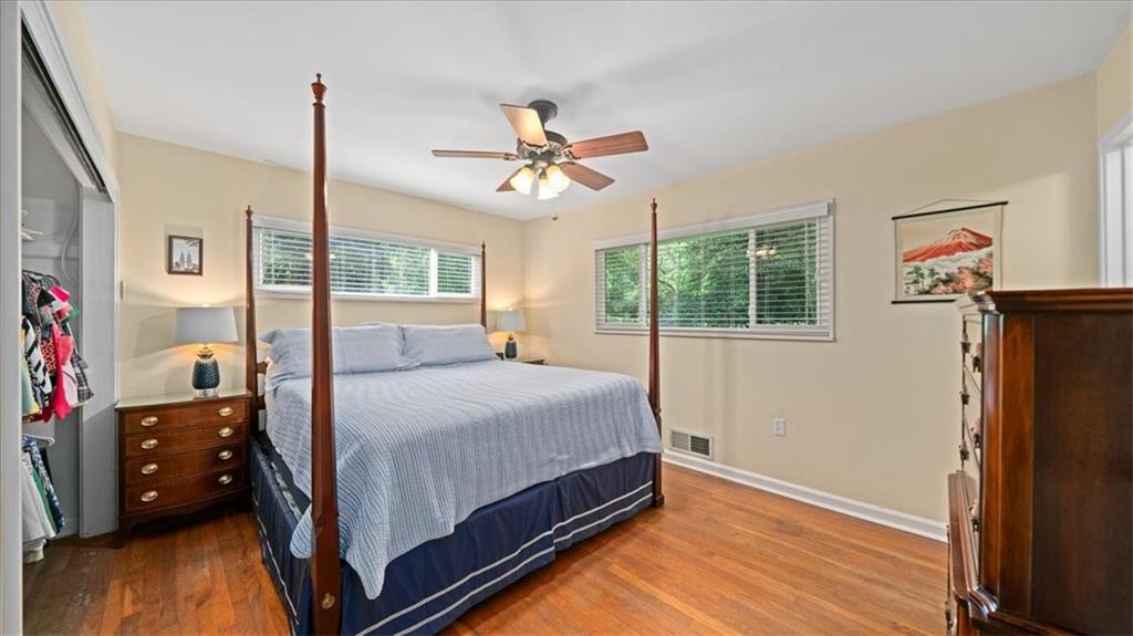 1411 Brook Valley Lane NE