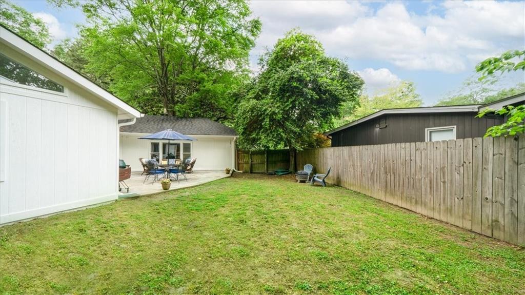 1411 Brook Valley Lane NE