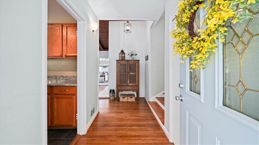 1411 Brook Valley Lane NE