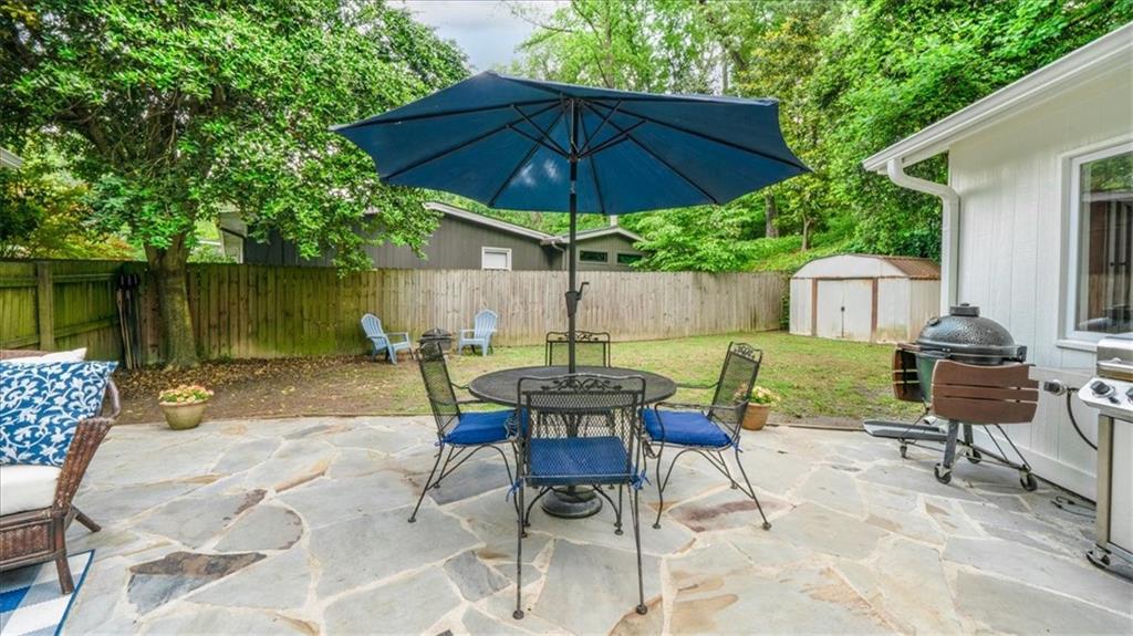 1411 Brook Valley Lane NE