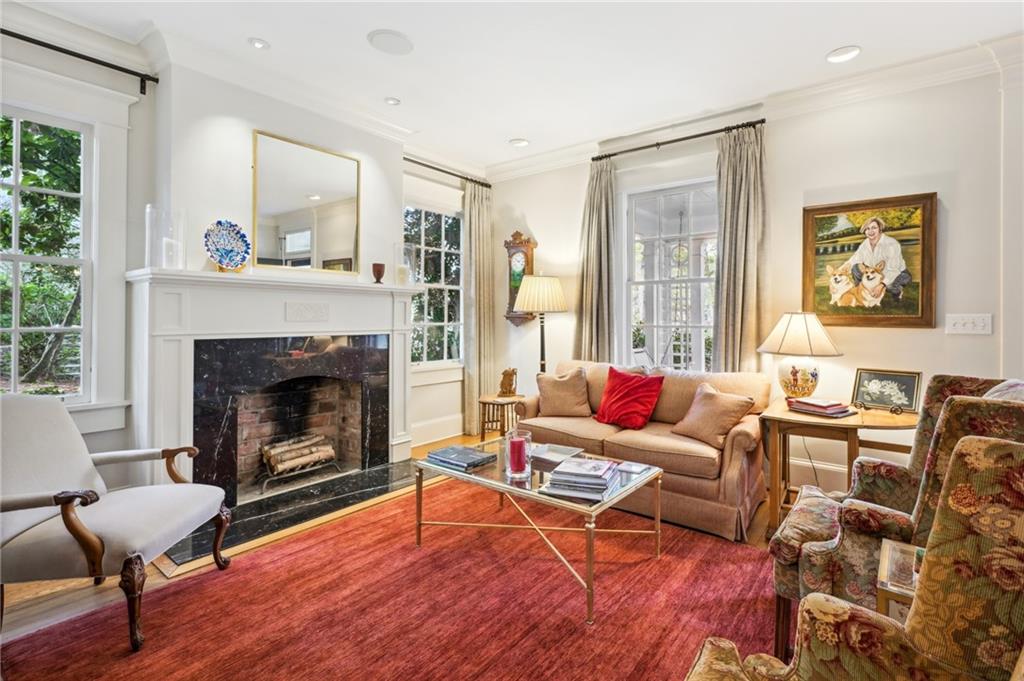 17 Demorest Avenue NE