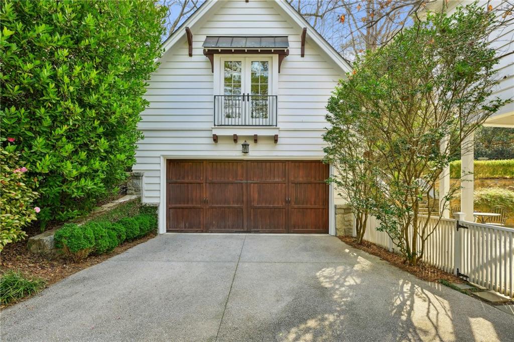 17 Demorest Avenue NE