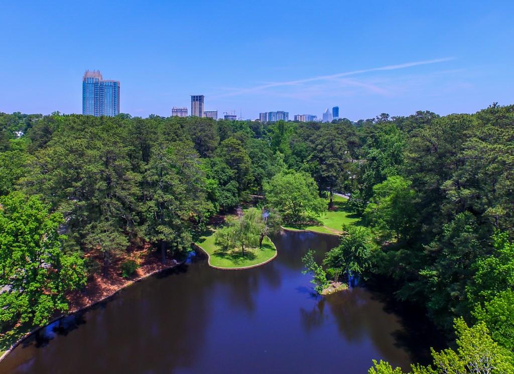 17 Demorest Avenue NE