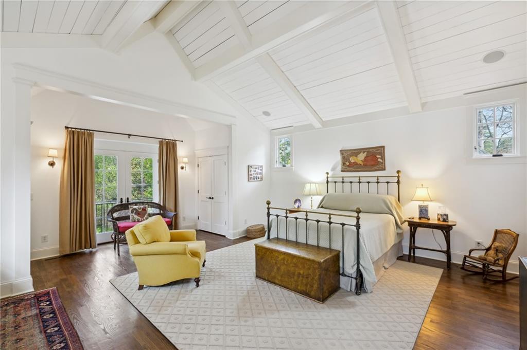 17 Demorest Avenue NE