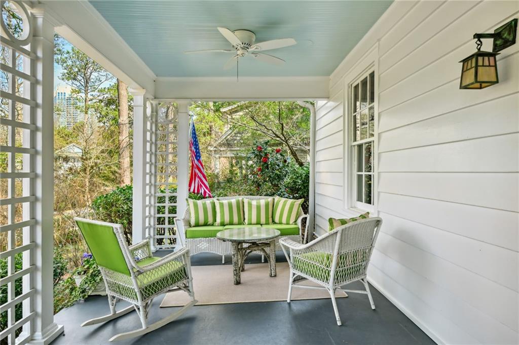 17 Demorest Avenue NE