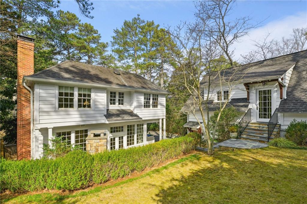 17 Demorest Avenue NE