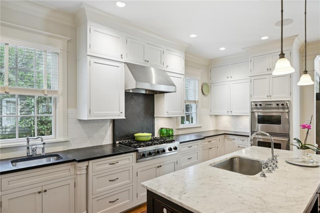 17 Demorest Avenue NE