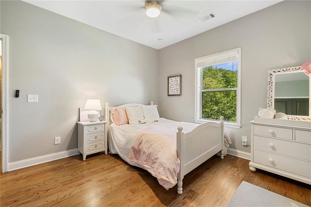 2633 Parks Edge Drive SE