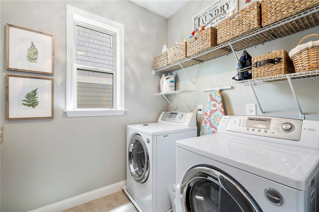 2633 Parks Edge Drive SE