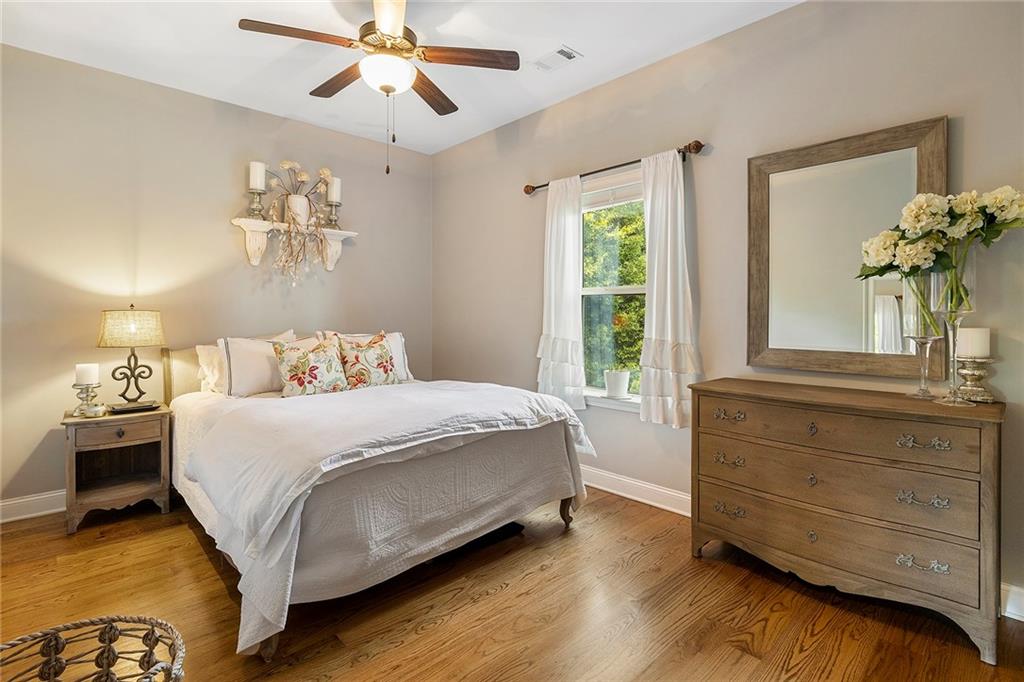 2633 Parks Edge Drive SE