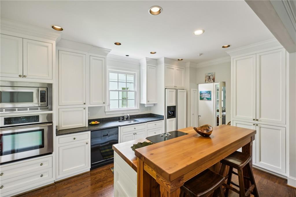 1132 Brookhaven Row NE