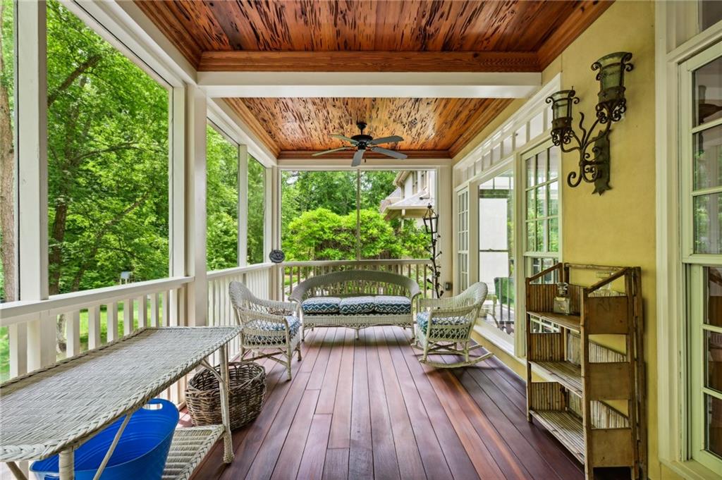 1132 Brookhaven Row NE