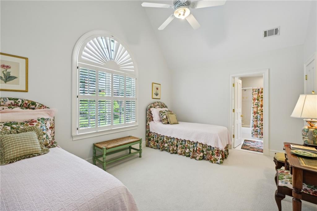 1132 Brookhaven Row NE