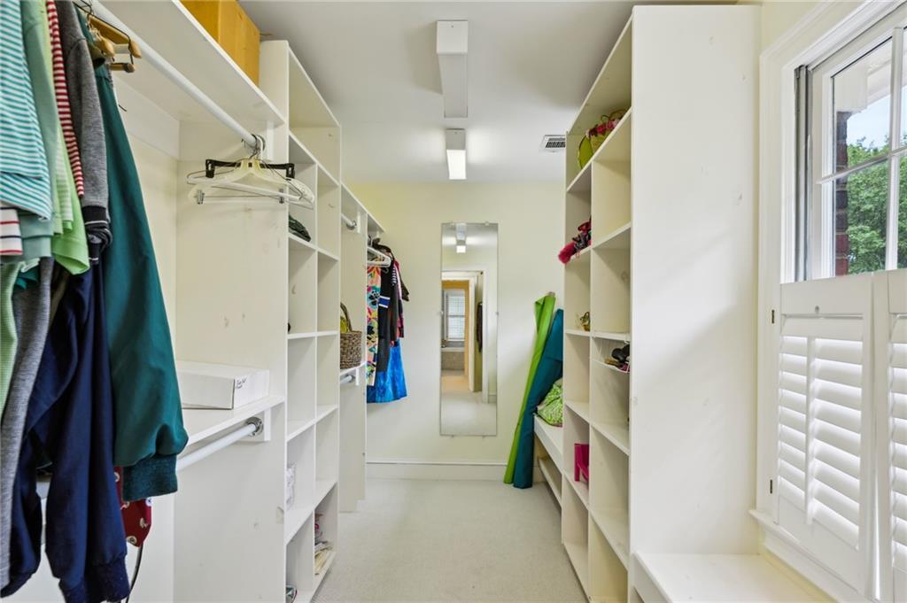 1132 Brookhaven Row NE