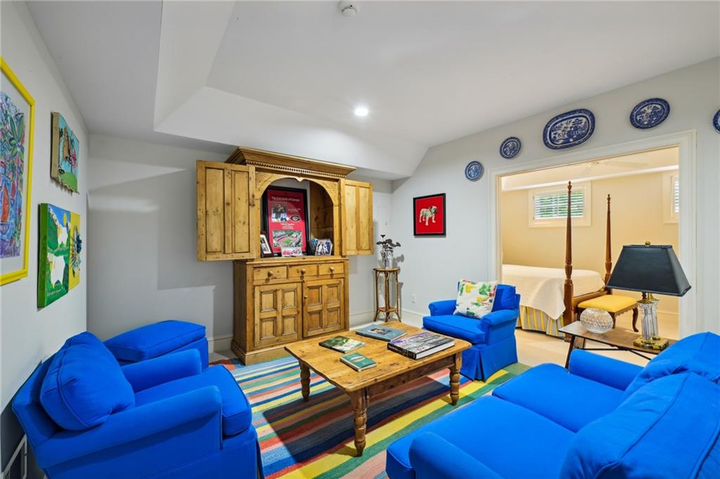 1132 Brookhaven Row NE