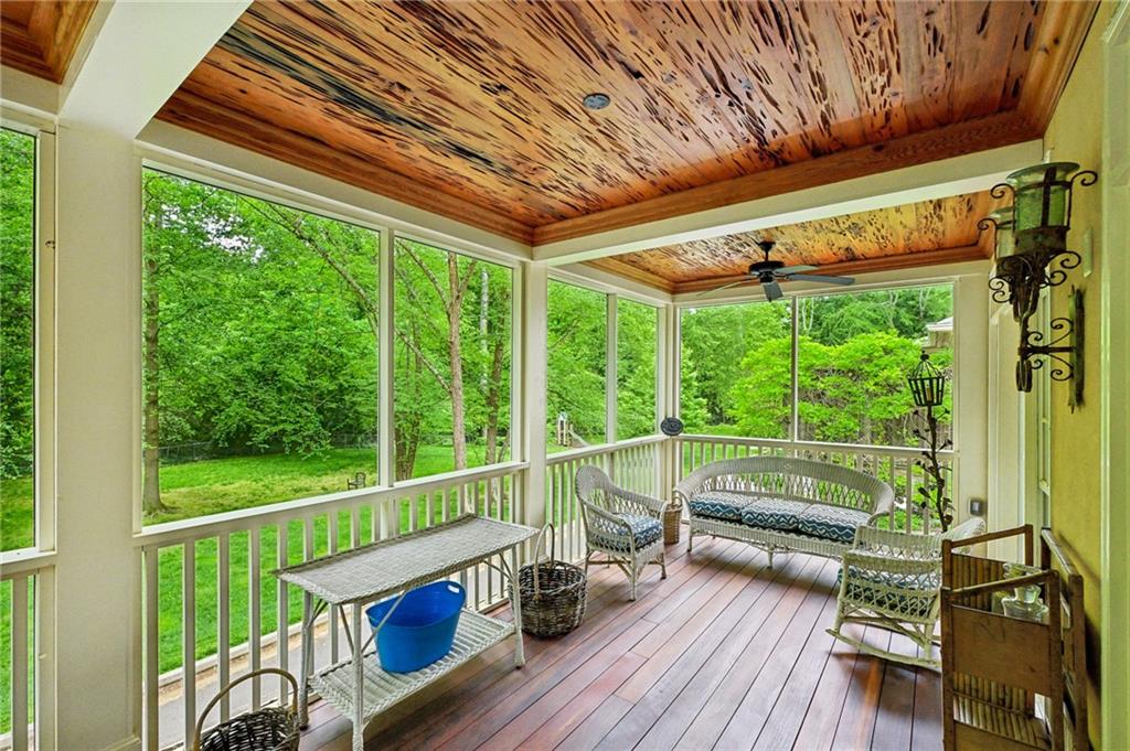 1132 Brookhaven Row NE