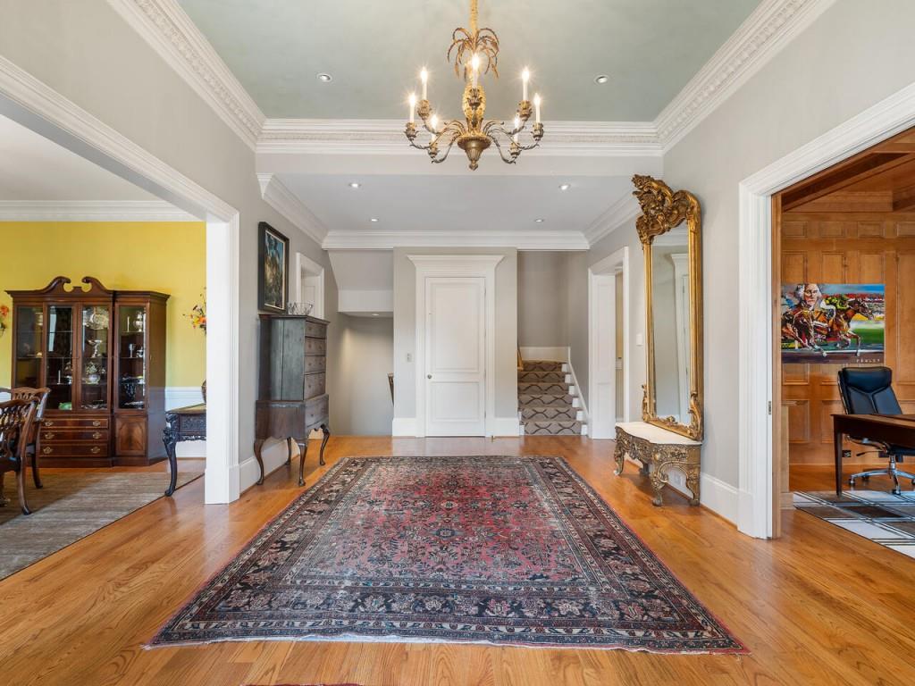 565 Chestnut Rose Lane