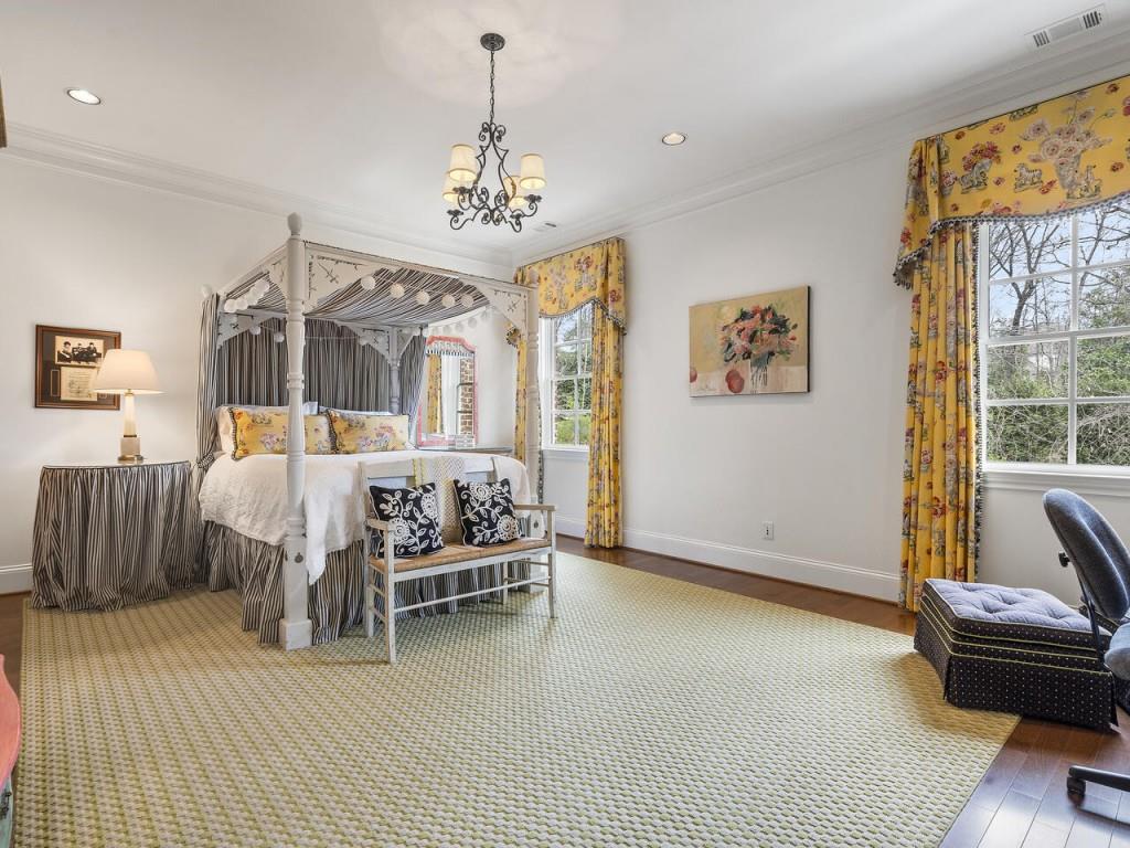 565 Chestnut Rose Lane