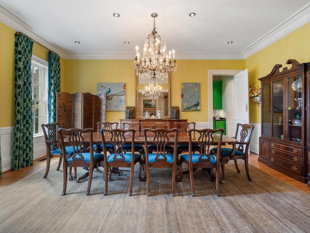 565 Chestnut Rose Lane