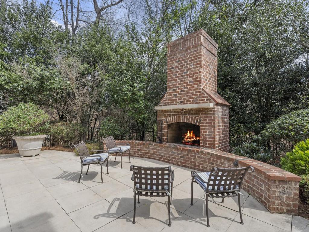 565 Chestnut Rose Lane