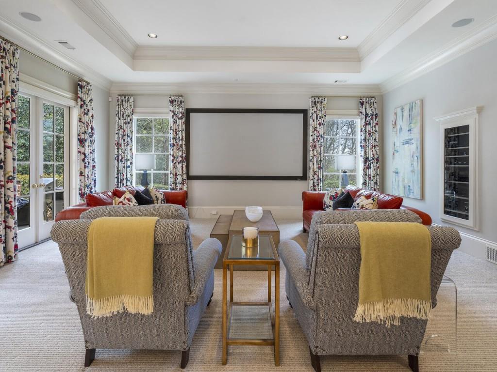 565 Chestnut Rose Lane