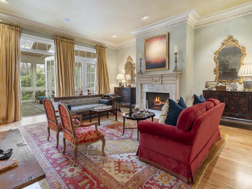 565 Chestnut Rose Lane