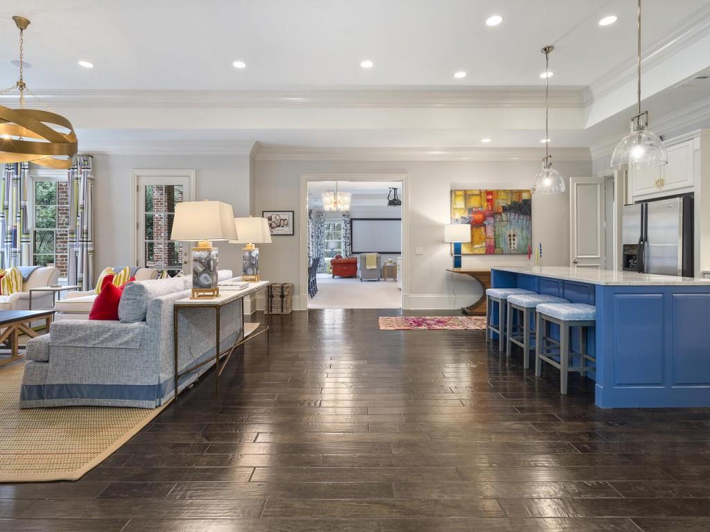 565 Chestnut Rose Lane