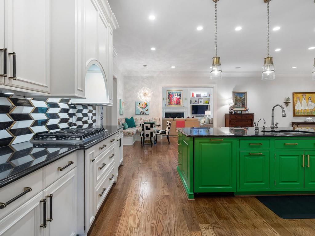 565 Chestnut Rose Lane