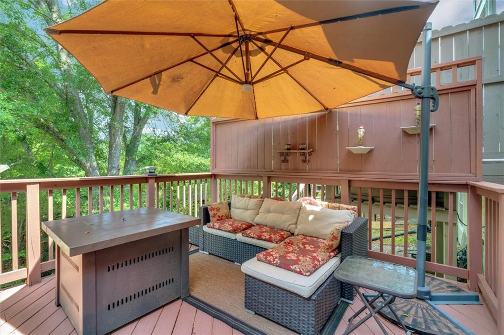 2233 Goodwood Boulevard SE