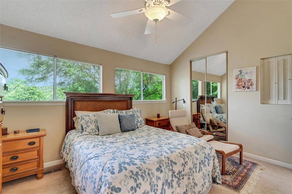 2233 Goodwood Boulevard SE