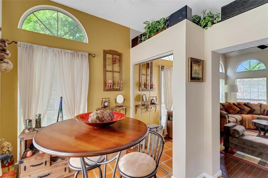 2233 Goodwood Boulevard SE