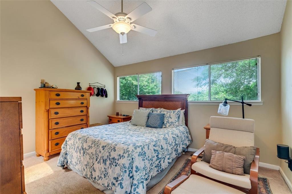 2233 Goodwood Boulevard SE