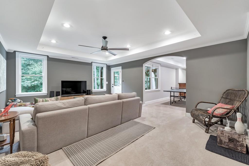 4045 Bridle Ridge Drive