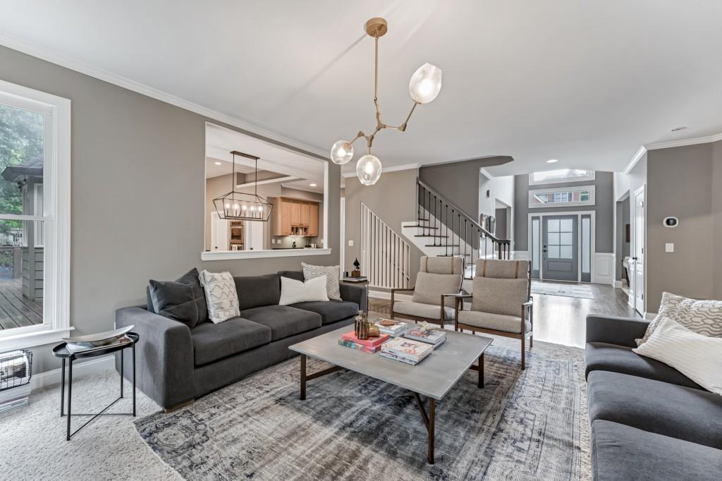 4045 Bridle Ridge Drive