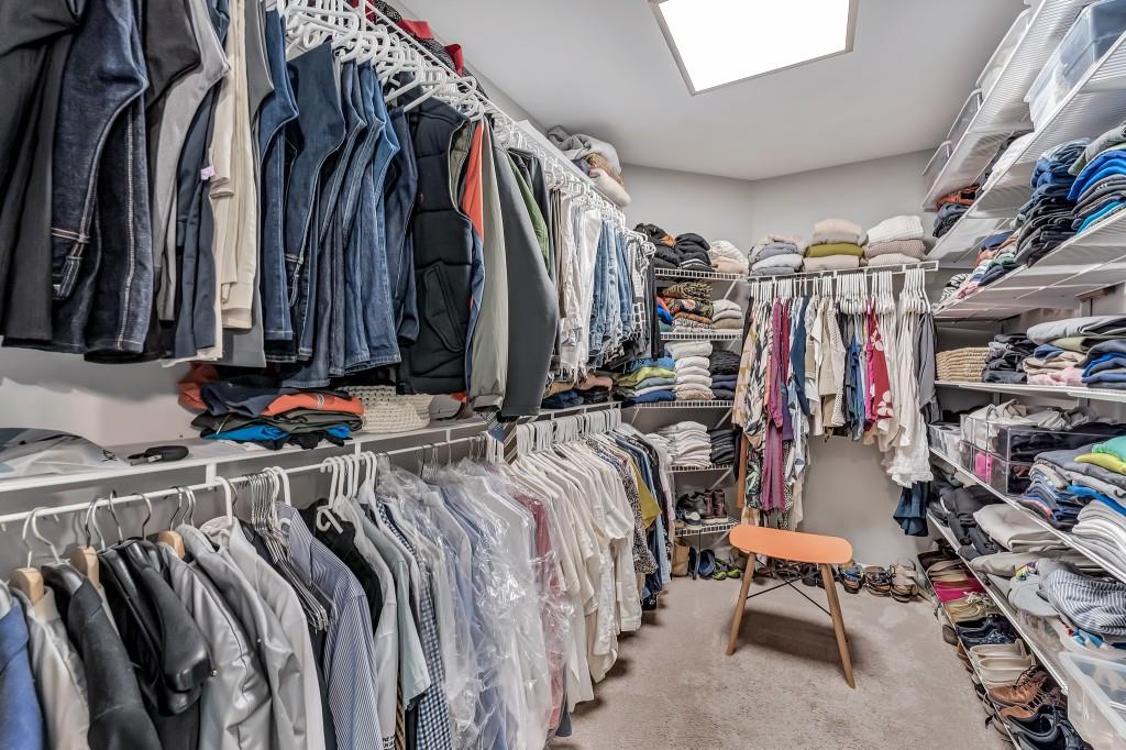 4045 Bridle Ridge Drive