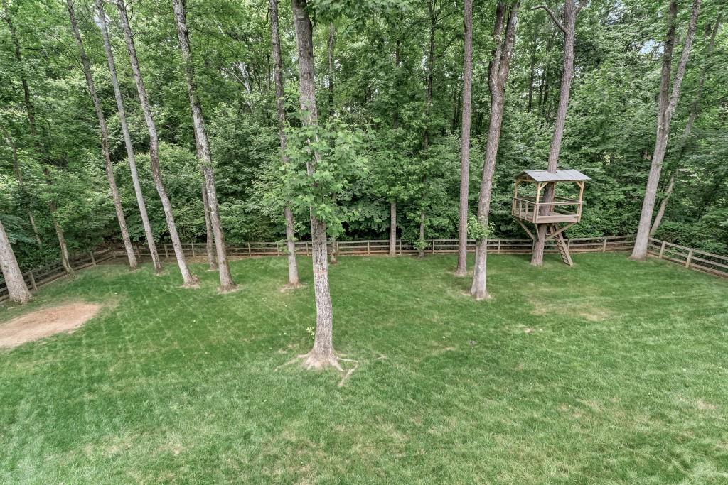 4045 Bridle Ridge Drive