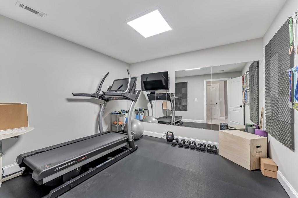 4045 Bridle Ridge Drive