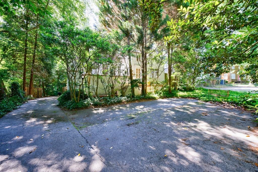 1427 Briarcliff Road NE