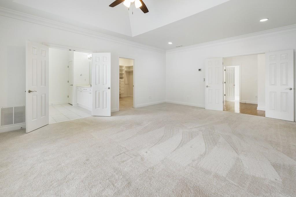 5444 Wentworth Street Unit 5444