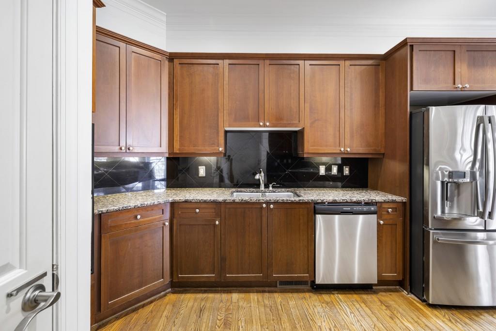 5444 Wentworth Street Unit 5444