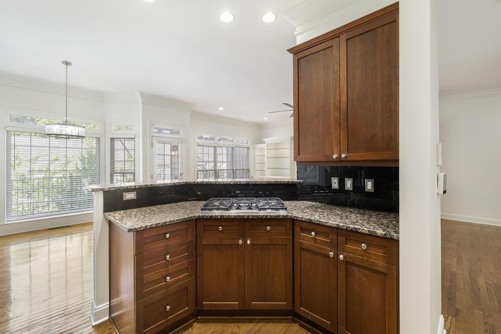 5444 Wentworth Street Unit 5444