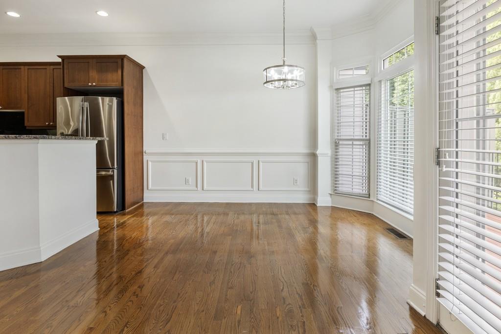 5444 Wentworth Street Unit 5444